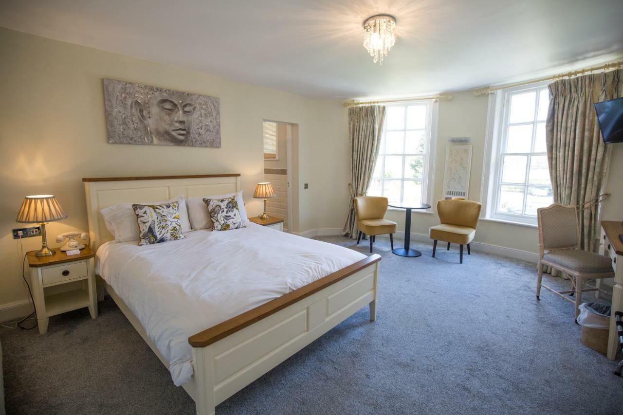 Hall Hotel; Bw Signature Collection Hotel