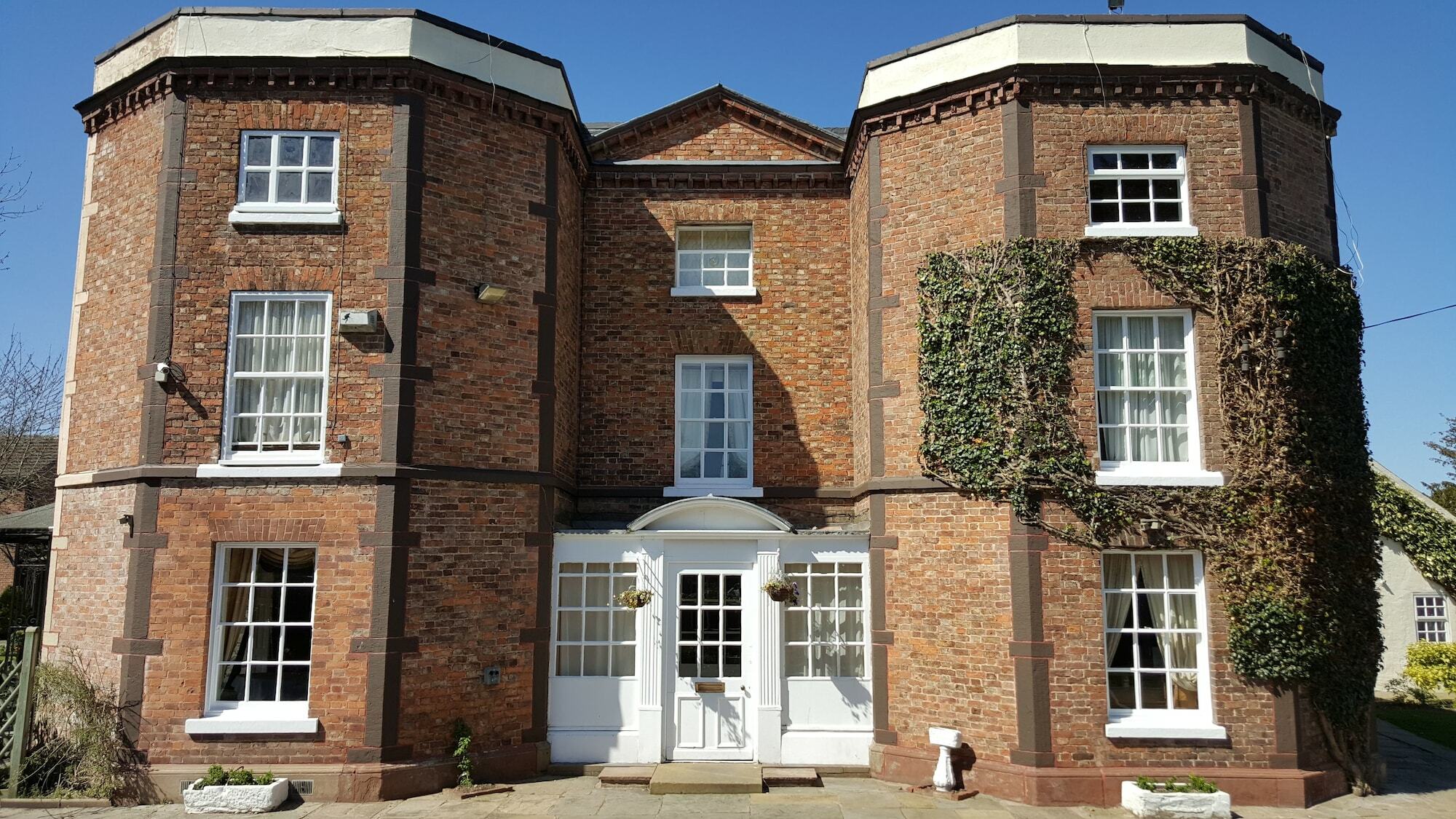 Hall Hotel